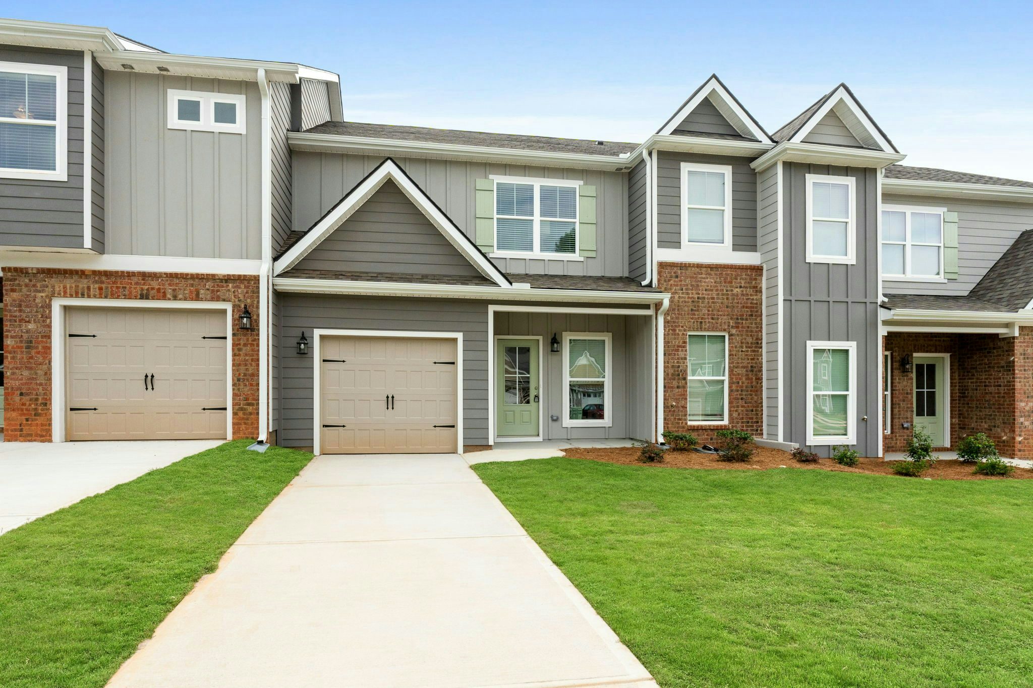 Modern Townhomes at School House Trace: A Beautiful New Community in Temple, GA