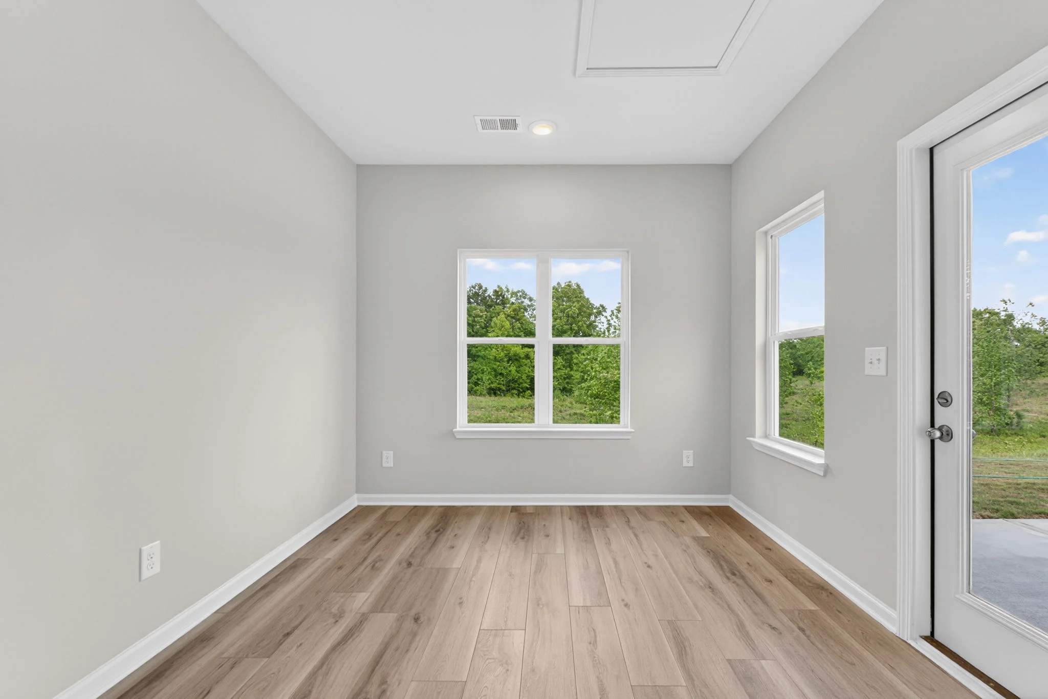 Gallery Photo 28
