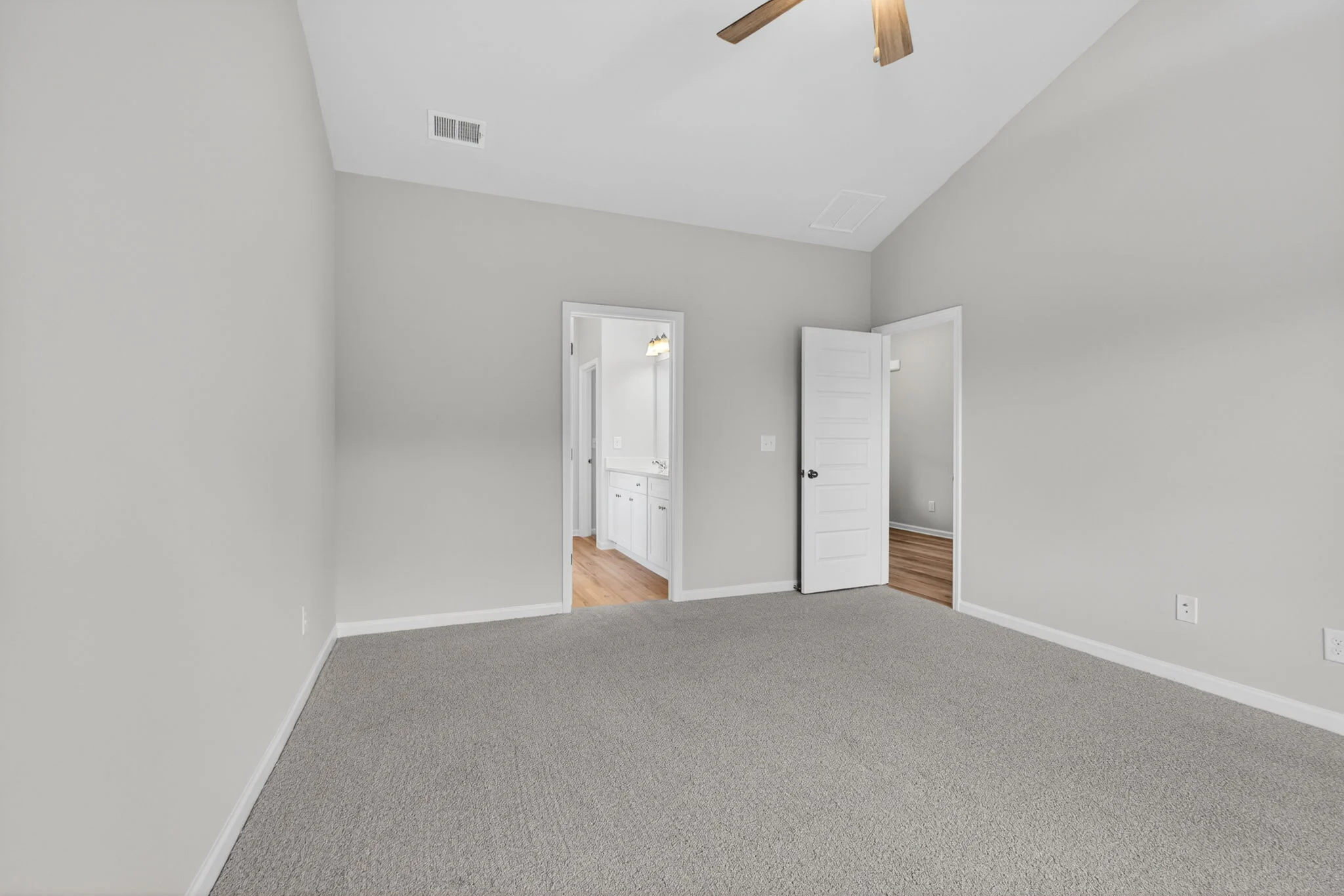 Gallery Photo 23