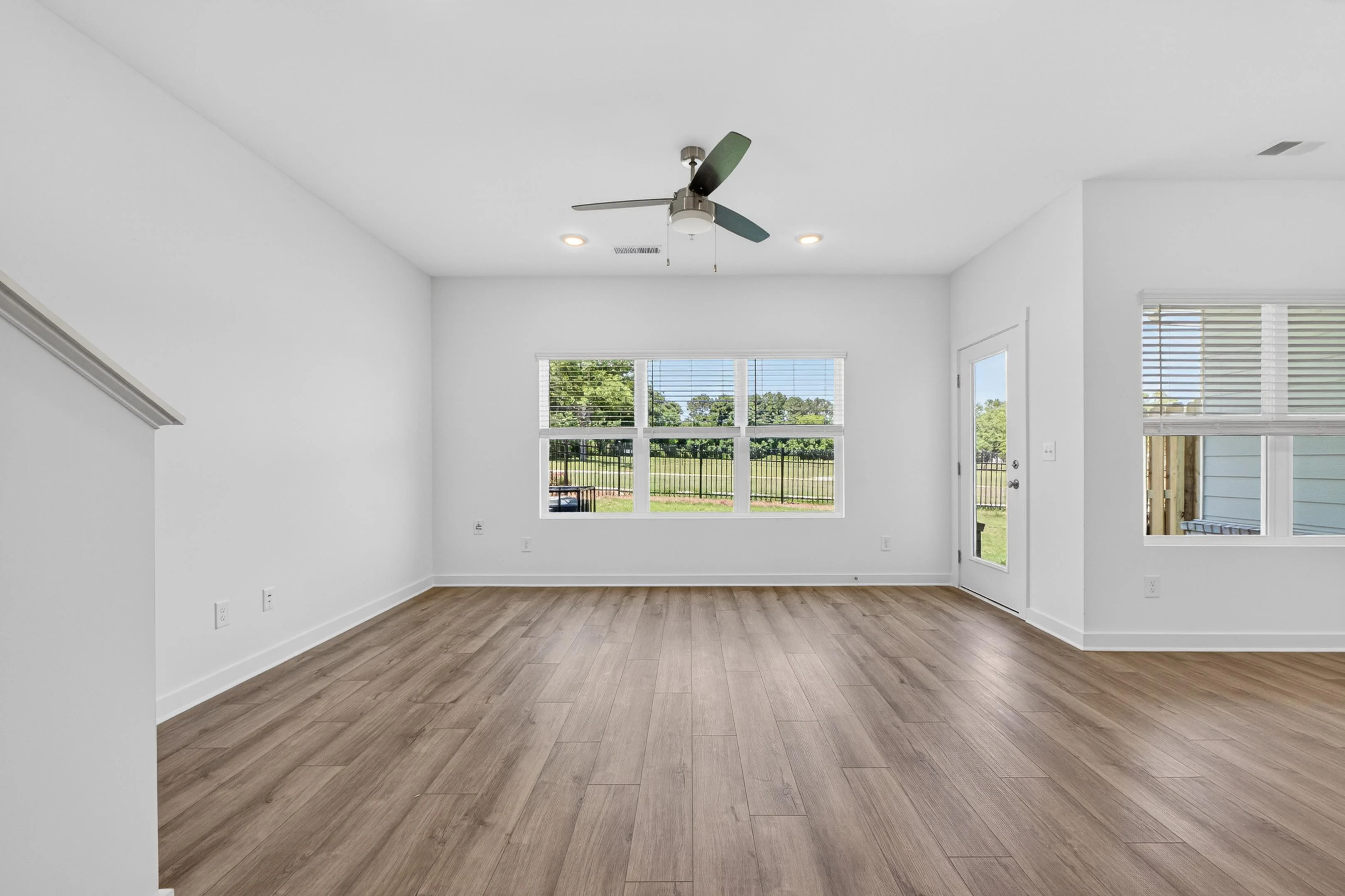 Gallery Photo 19