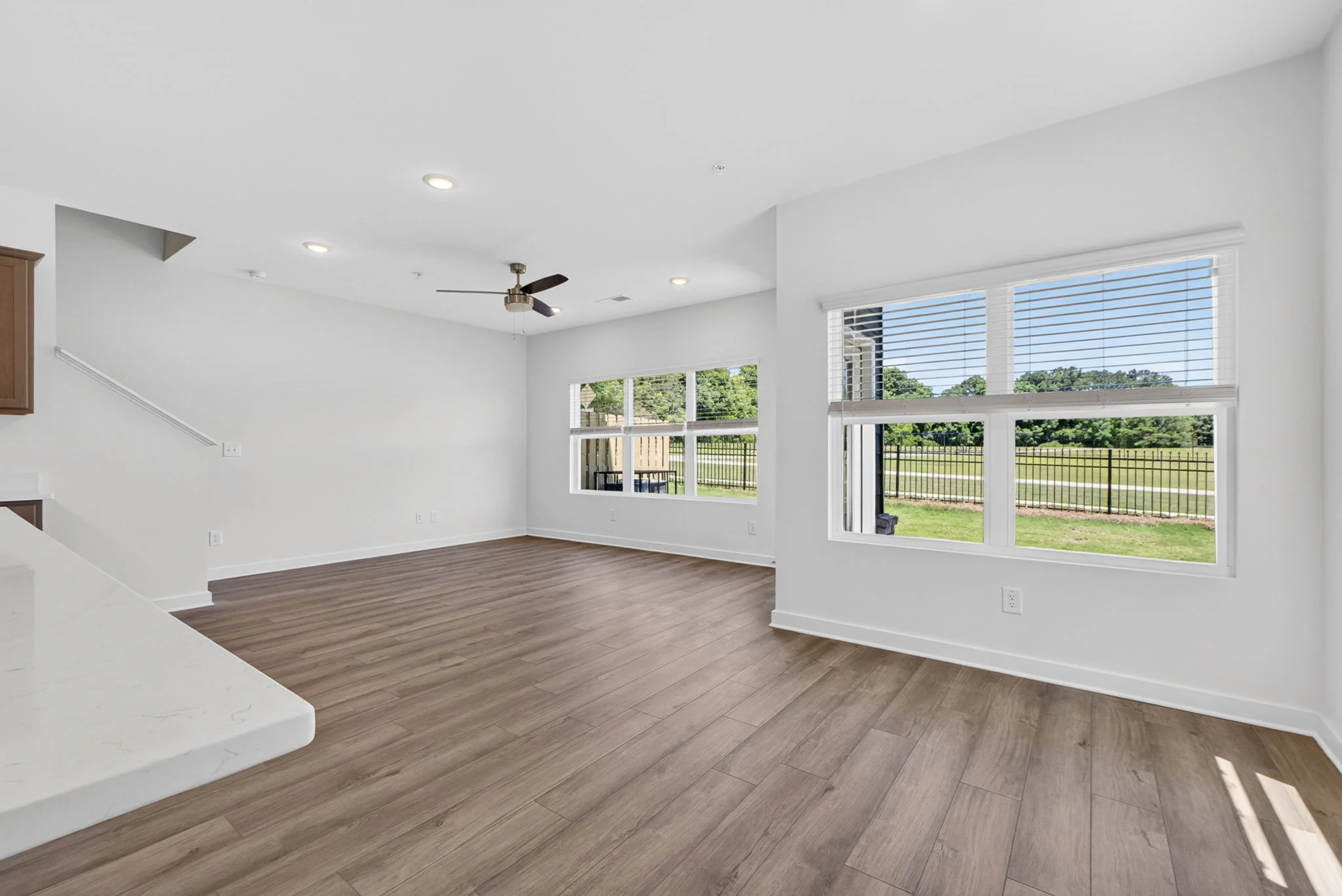 Gallery Photo 18