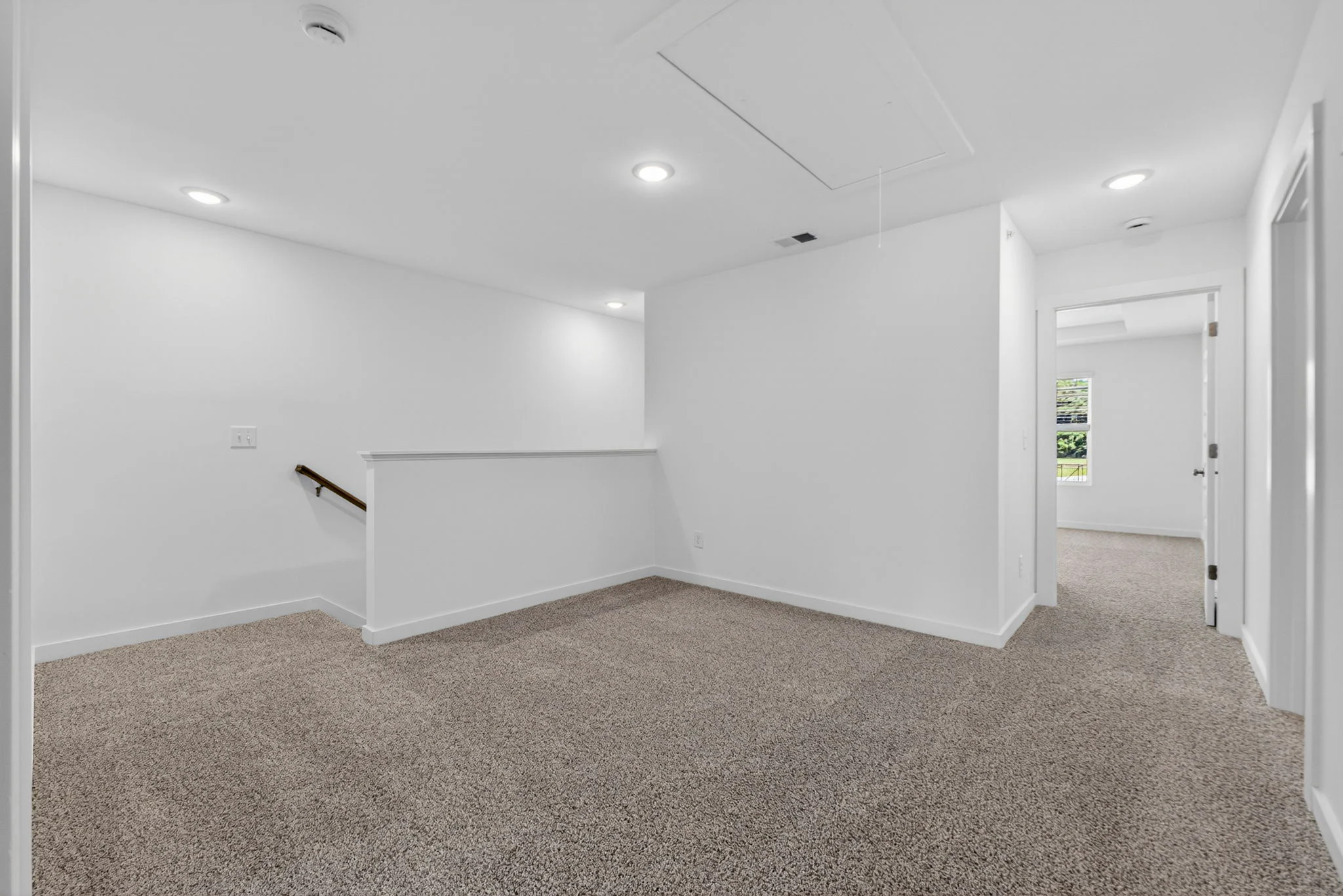 Gallery Photo 15