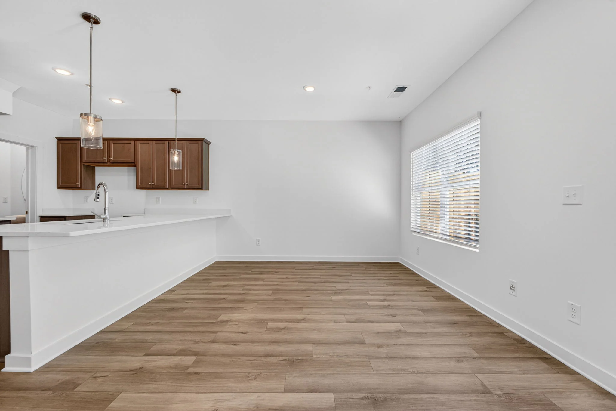 Gallery Photo 16