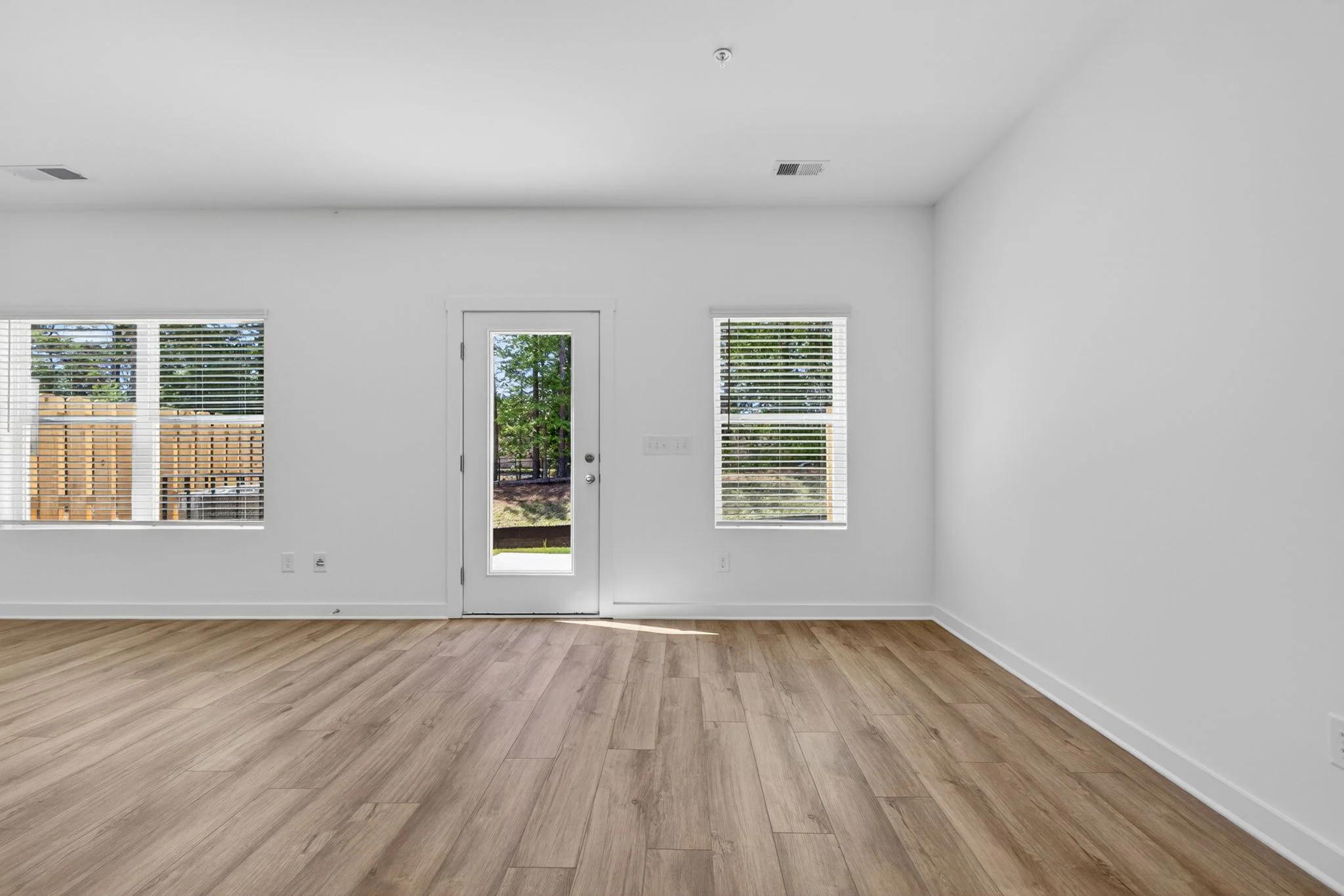 Gallery Photo 15