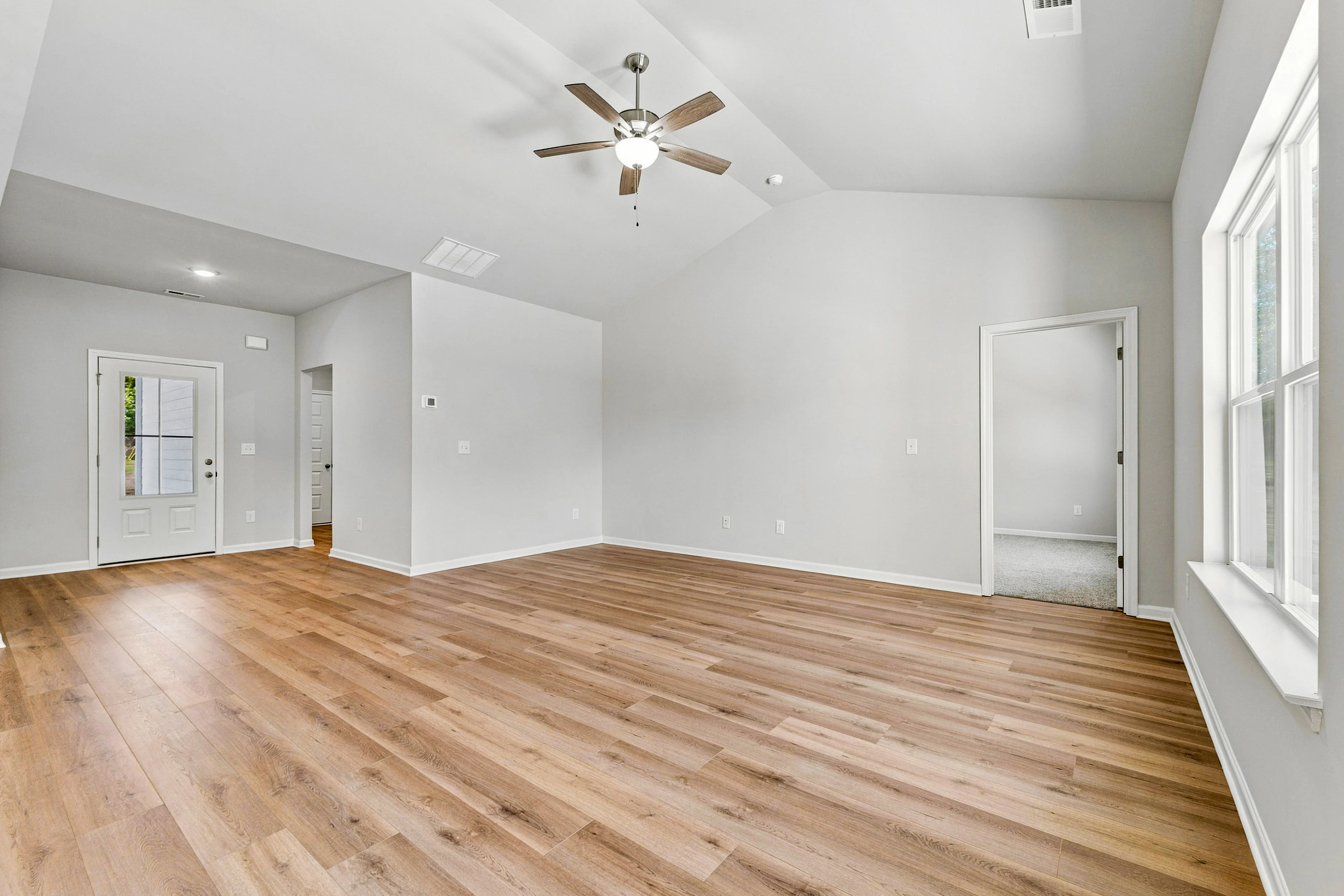 Gallery Photo 61